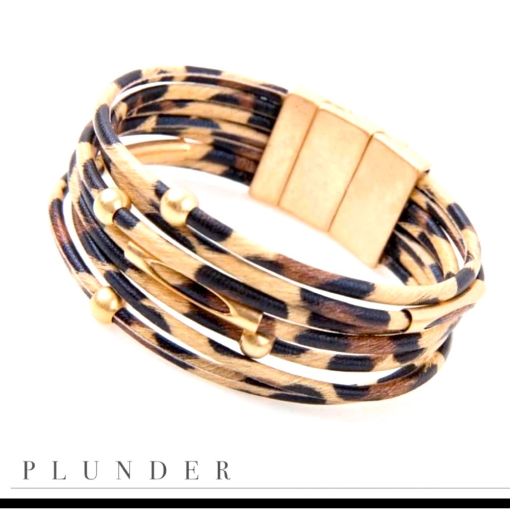 Plunder bracelet